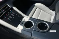 Porsche Taycan din 2023 cu 20.062 km - oferta POR249370 - foto 14