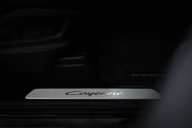 Porsche Cayenne din 2024 cu 22.230 km - oferta POR249371 - foto 25