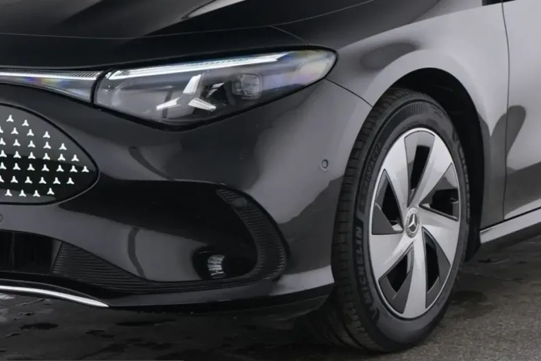 Mercedes-Benz CLA 250 (Clasa CLA) din 2025 cu 22.356 km - oferta MER249377 - foto 1