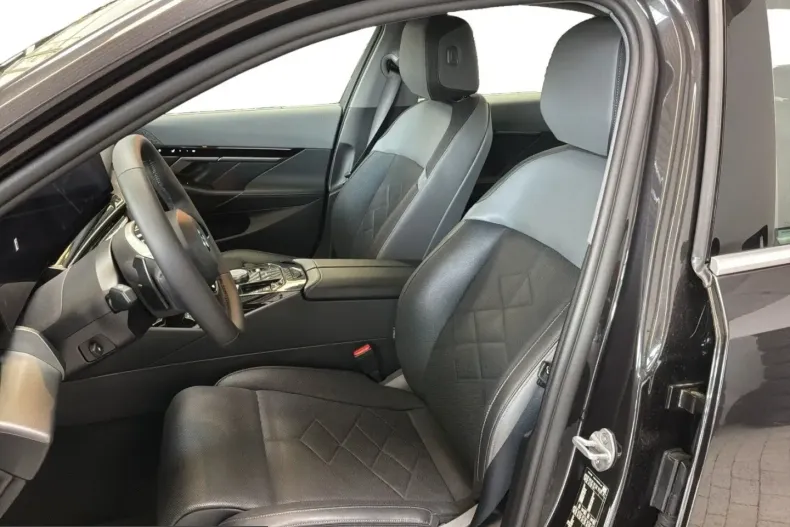 BMW 530 (Seria 5) din 2024 cu 20.655 km - oferta BMW249381 - foto 7