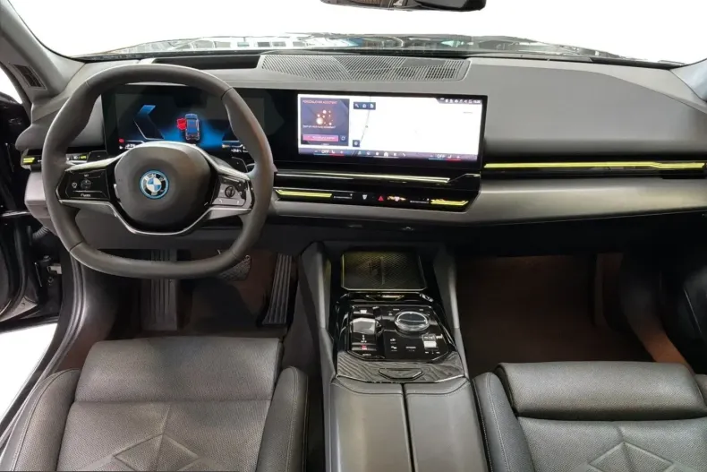 BMW 530 (Seria 5) din 2024 cu 20.655 km - oferta BMW249381 - foto 8