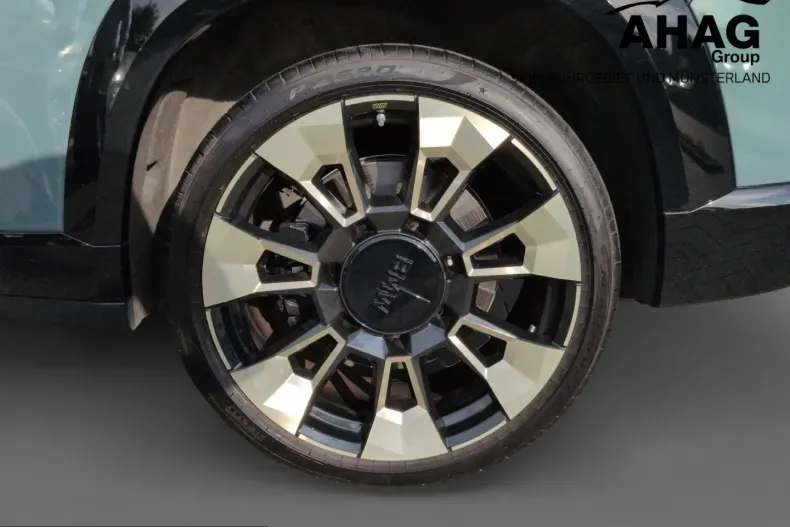 BMW XM (Seria X) din 2025 cu 20.500 km - oferta BMW249382 - foto 12