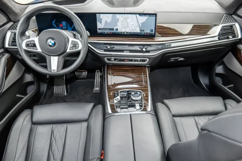 BMW X7 (Seria X) din 2025 cu 7.300 km - oferta BMW249383 - foto 6
