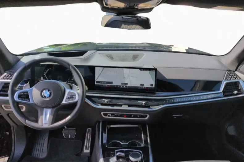 BMW X7 (Seria X) din 2024 cu 15.005 km - oferta BMW249385 - foto 9