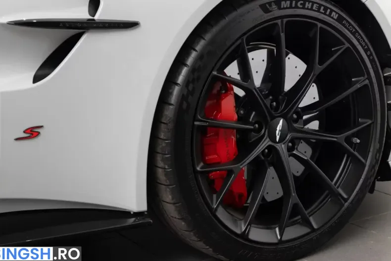 Aston Martin V8 Vantage din 2026 cu 2.150 km - oferta AST249389 - foto 7