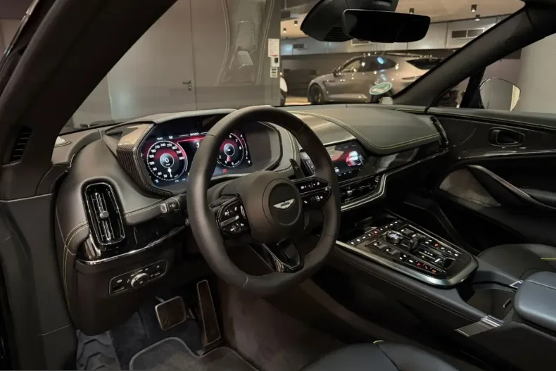 Aston Martin DBX din 2025 cu 17.000 km - oferta AST249392 - foto 9