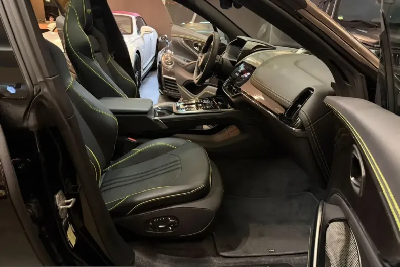 Aston Martin DBX din 2025 cu 17.000 km - oferta AST249392 - foto 10