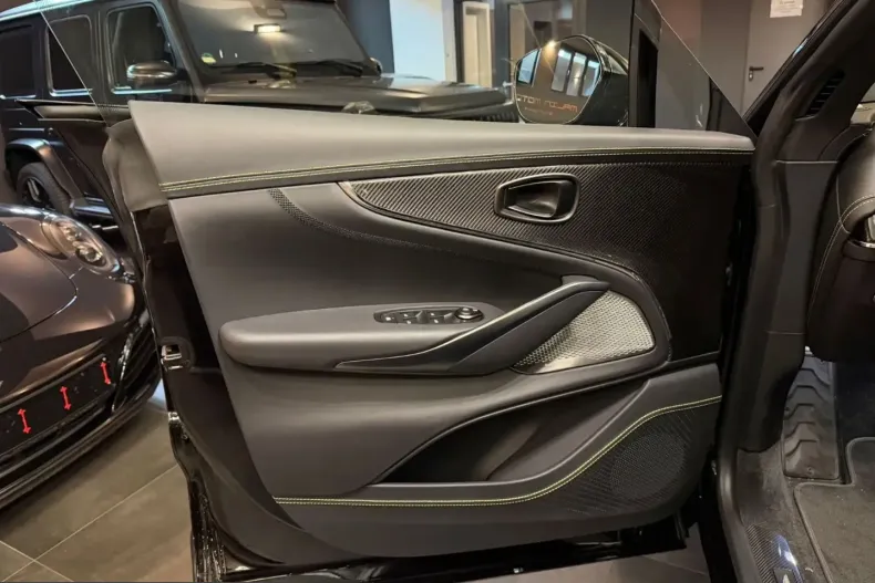 Aston Martin DBX din 2025 cu 17.000 km - oferta AST249392 - foto 13