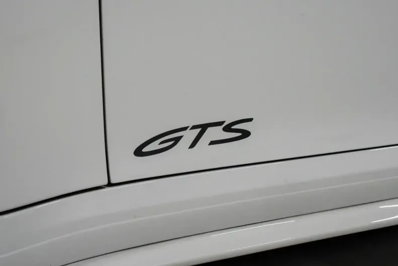 Porsche 992 din 2024 cu 8.963 km - oferta POR249395 - foto 17