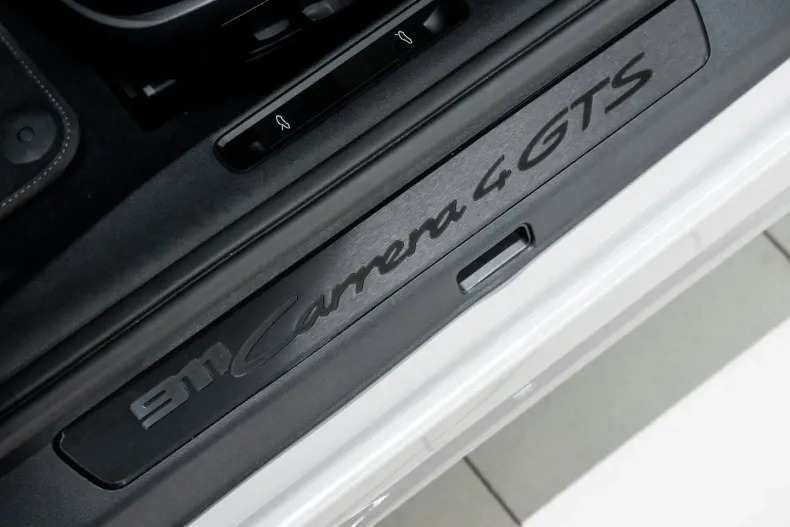 Porsche 992 din 2024 cu 8.963 km - oferta POR249395 - foto 25