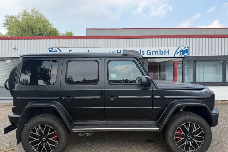 Mercedes-Benz G 63 AMG (Clasa G) din 2023 cu 5.000 km - oferta MER249396 - foto 6