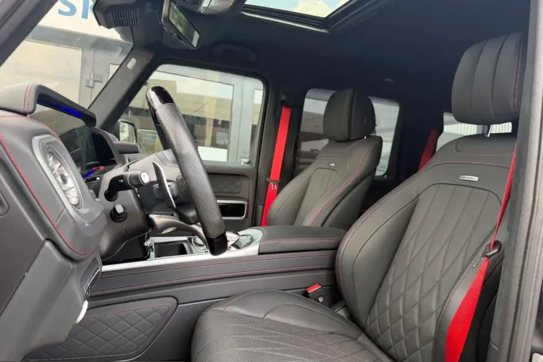 Mercedes-Benz G 63 AMG (Clasa G) din 2023 cu 5.000 km - oferta MER249396 - foto 7