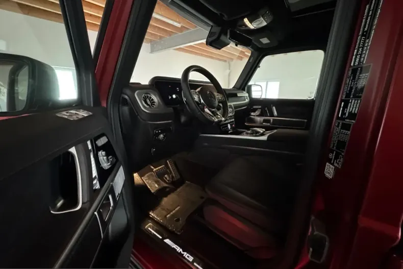 Mercedes-Benz G 63 AMG (Clasa G) din 2023 cu 2.150 km - oferta MER249397 - foto 17