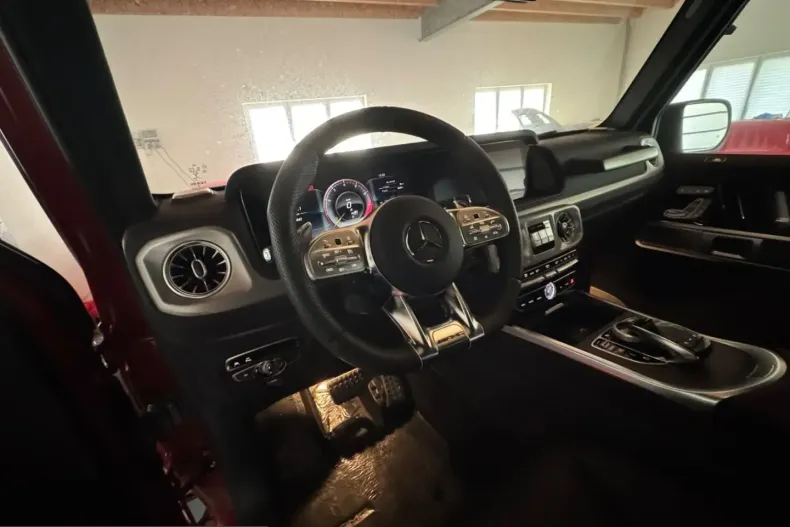 Mercedes-Benz G 63 AMG (Clasa G) din 2023 cu 2.150 km - oferta MER249397 - foto 21