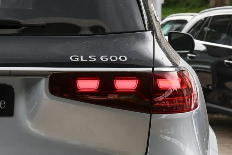 Mercedes-Benz GLS 600 (Clasa GLS) din 2024 cu 12.035 km - oferta MER249399 - foto 14