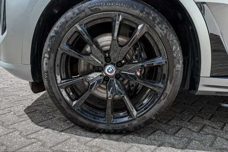 BMW X7 (Seria X) din 2023 cu 59.829 km - oferta BMW249403 - foto 6