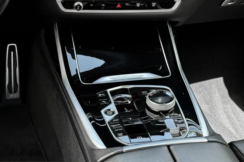 BMW X7 (Seria X) din 2023 cu 59.829 km - oferta BMW249403 - foto 13