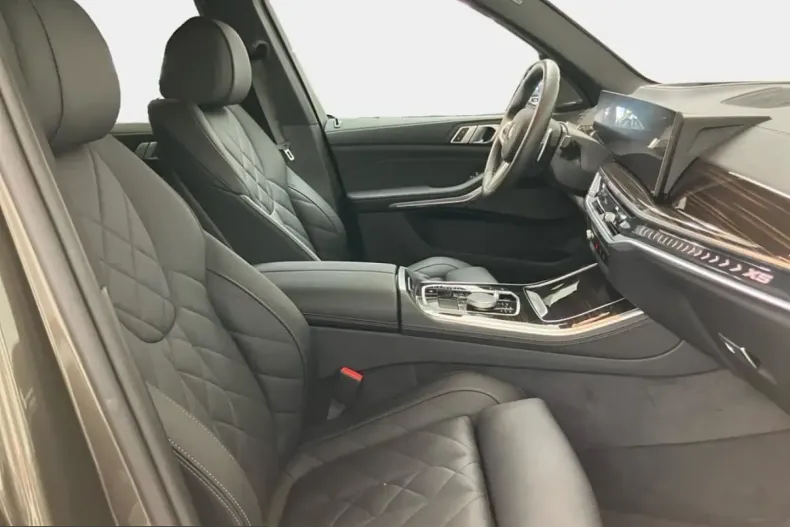 BMW X5 (Seria X) din 2024 cu 9.800 km - oferta BMW249408 - foto 14
