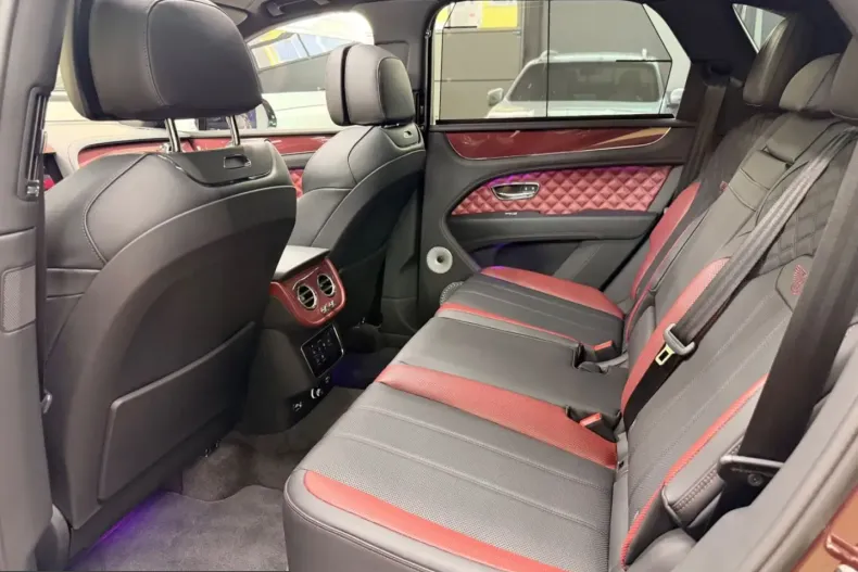 Bentley Bentayga din 2025 cu 5.500 km - oferta BEN249411 - foto 36