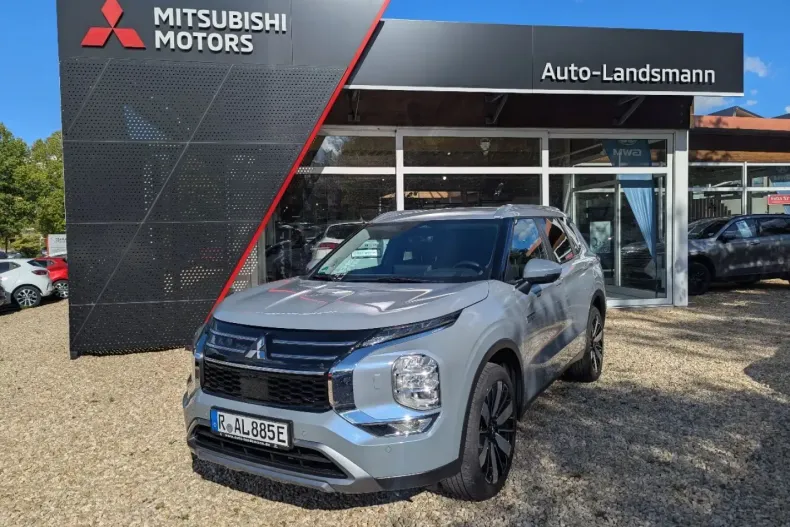 Mitsubishi Outlander din 2025 cu 7.270 km - oferta MIT249412 - foto 1