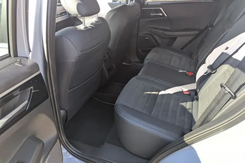 Mitsubishi Outlander din 2025 cu 7.270 km - oferta MIT249412 - foto 13
