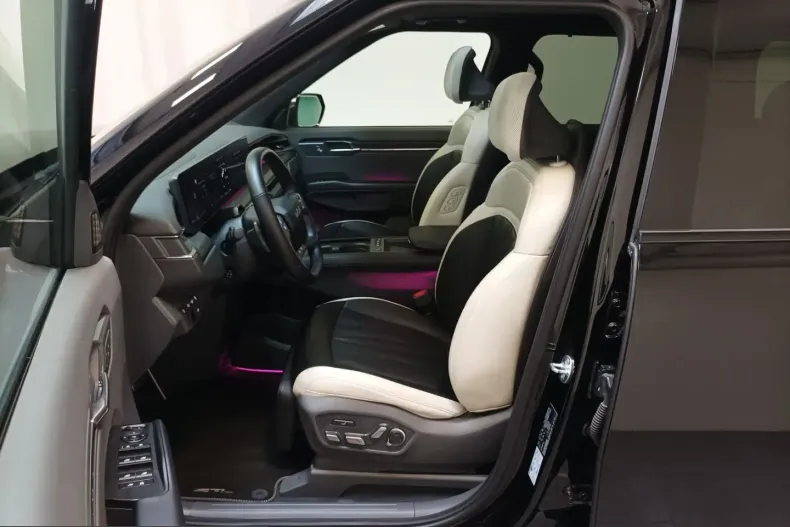 Kia EV9 din 2024 cu 23.214 km - oferta KIA249418 - foto 9