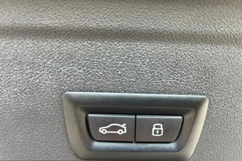 BMW X6 (Seria X) din 2023 cu 44.800 km - oferta BMW249428 - foto 19