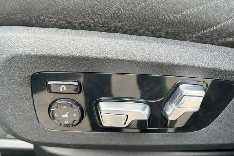 BMW X6 (Seria X) din 2023 cu 44.800 km - oferta BMW249428 - foto 21