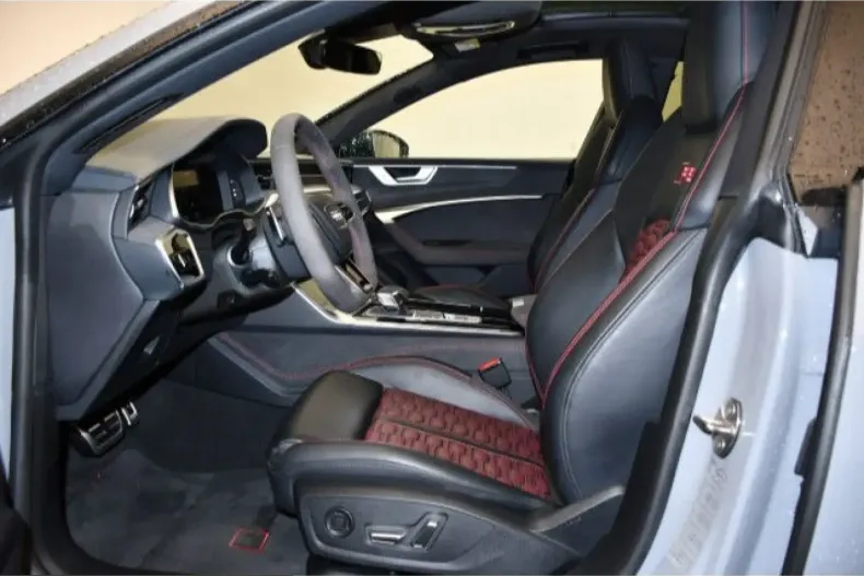 Audi RS7 din 2023 cu 23.500 km - oferta AUD249432 - foto 4