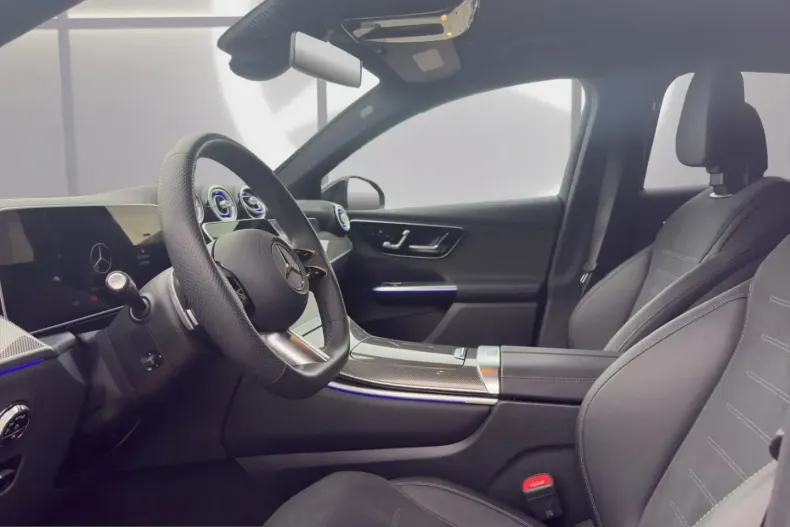 Mercedes-Benz GLC 300 (Clasa GLC) din 2025 cu 29.208 km - oferta MER249433 - foto 4