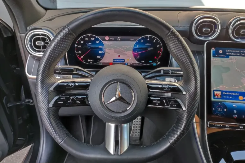 Mercedes-Benz GLC 300 (Clasa GLC) din 2024 cu 53.000 km - oferta MER249434 - foto 8