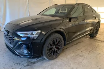 Audi Q8 din 2024 - oferta AUD249435