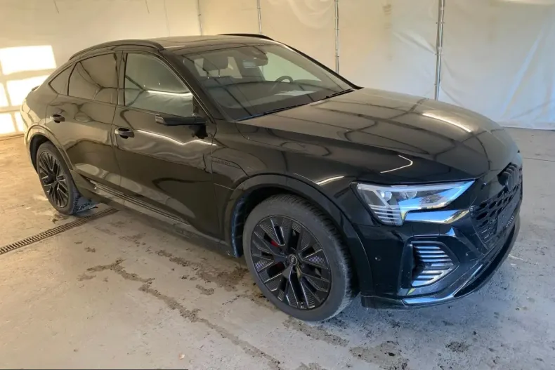 Audi Q8 din 2024 cu 73.000 km - oferta AUD249435 - foto 2