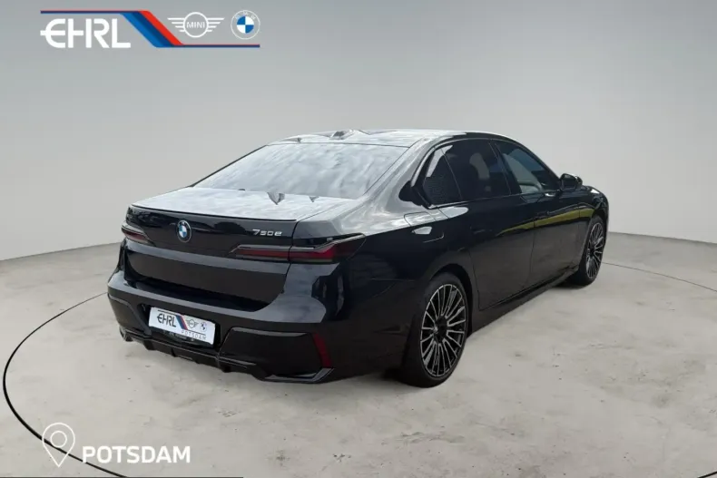 BMW 750 (Seria 7) din 2025 cu 39.475 km - oferta BMW249440 - foto 8