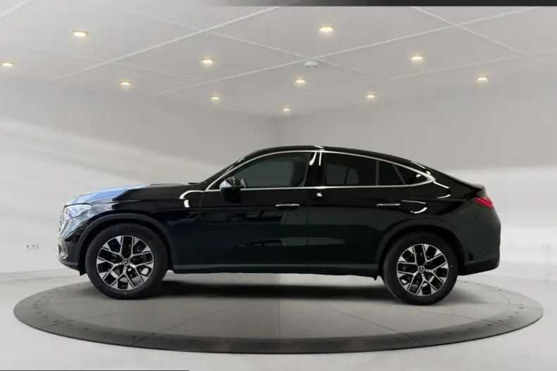 Mercedes-Benz GLC 300 (Clasa GLC) din 2023 cu 19.932 km - oferta MER249449 - foto 3