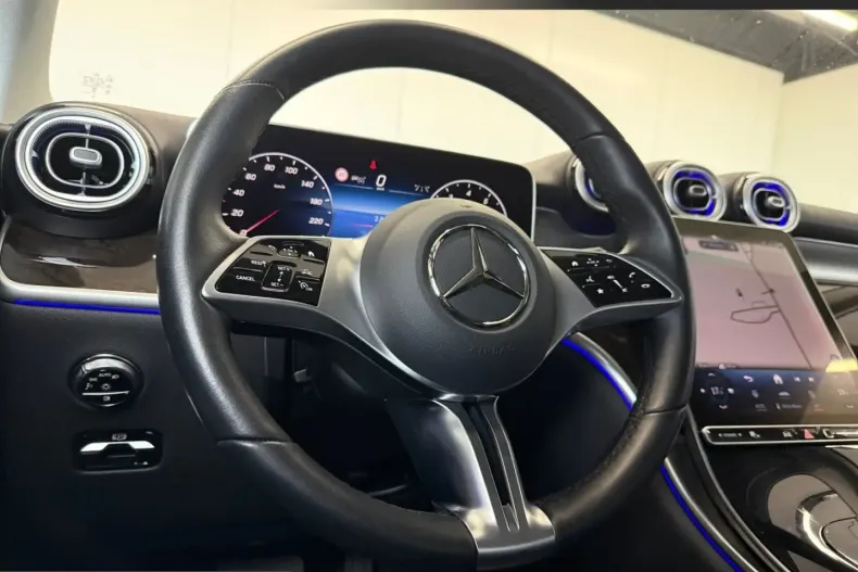 Mercedes-Benz GLC 300 (Clasa GLC) din 2023 cu 19.932 km - oferta MER249449 - foto 8