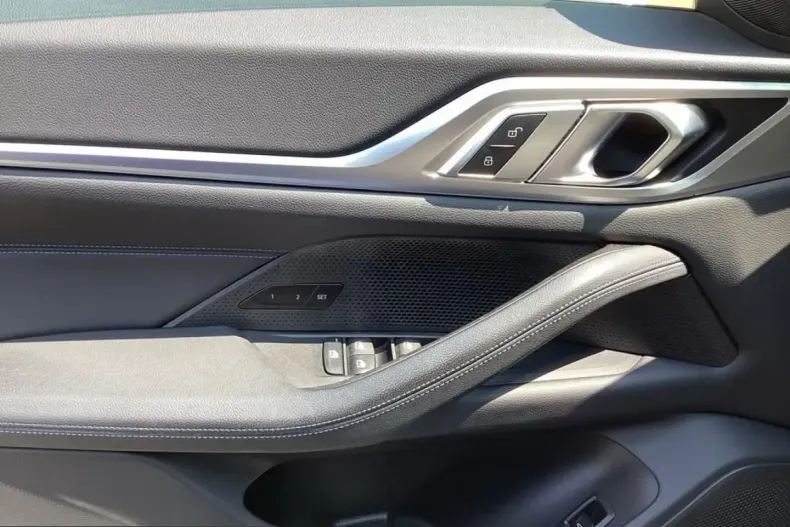 BMW i4 (Seria 4) din 2023 cu 13.700 km - oferta BMW249450 - foto 23