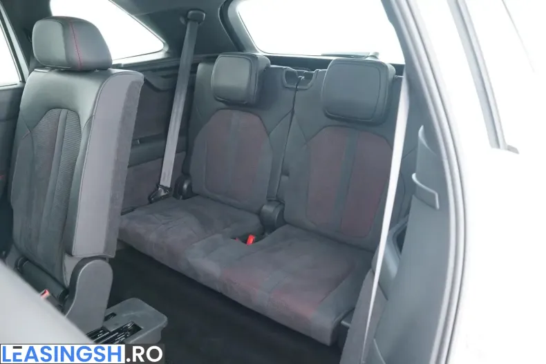Skoda Kodiaq din 2025 cu 48.309 km - oferta SKO249454 - foto 18