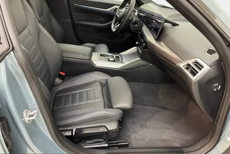 BMW i4 (Seria 4) din 2025 cu 24.900 km - oferta BMW249456 - foto 13