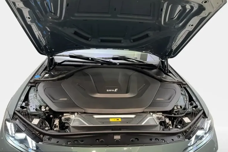 BMW i4 (Seria 4) din 2025 cu 24.900 km - oferta BMW249456 - foto 17