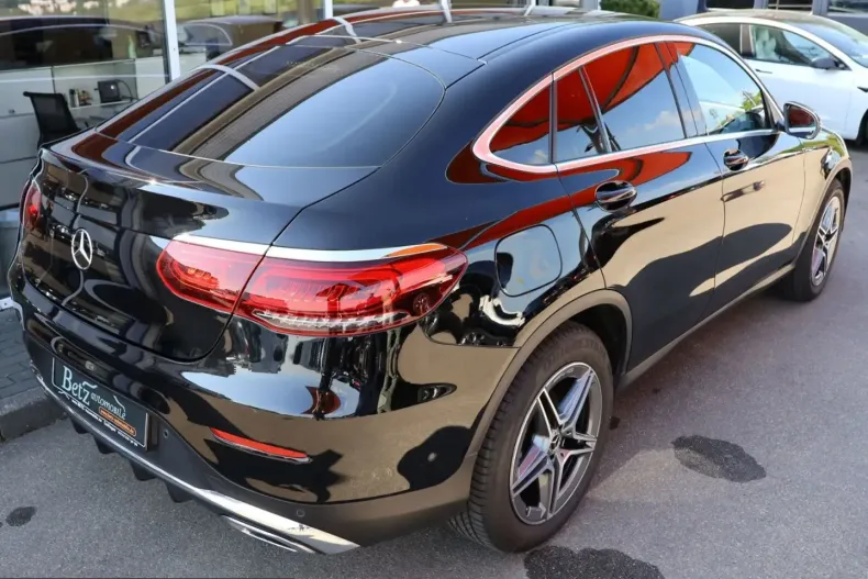 Mercedes-Benz GLC 300 (Clasa GLC) din 2023 cu 27.569 km - oferta MER249460 - foto 9