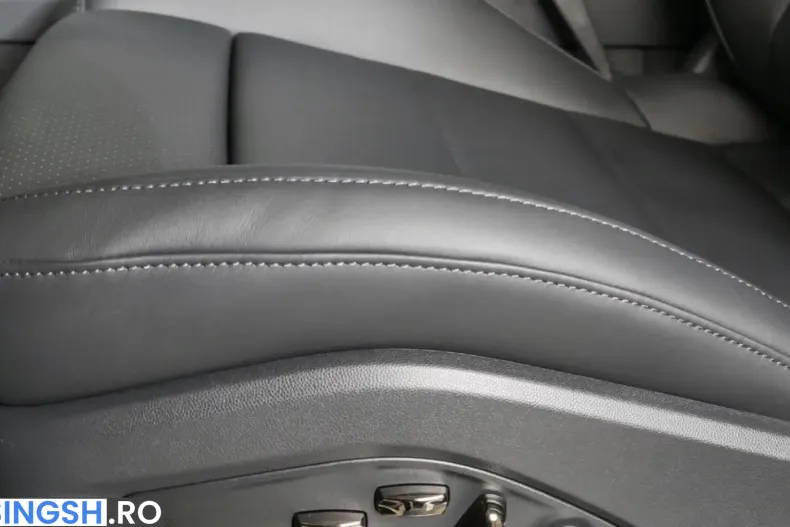 Porsche Cayenne din 2026 cu 4.900 km - oferta POR249464 - foto 12