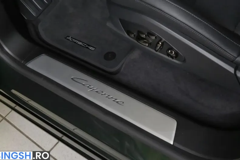 Porsche Cayenne din 2026 cu 4.900 km - oferta POR249464 - foto 23