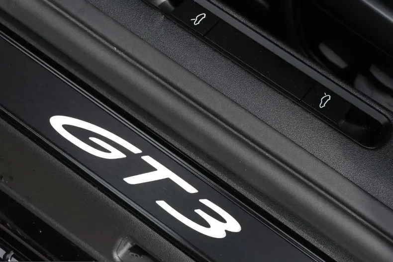 Porsche 992 din 2025 cu 9.500 km - oferta POR249470 - foto 19