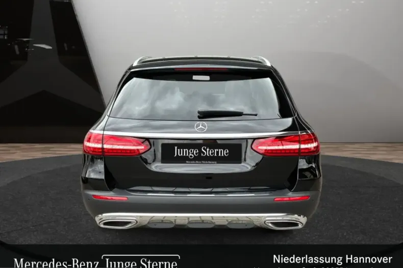 Mercedes-Benz E 220 (Clasa E) din 2023 cu 79.293 km - oferta MER249471 - foto 7