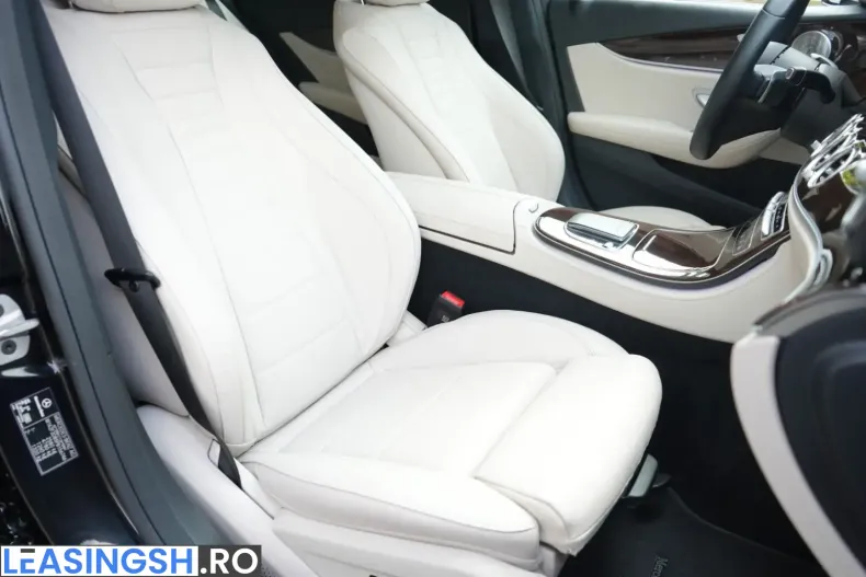 Mercedes-Benz E 400 (Clasa E) din 2023 cu 48.003 km - oferta MER249472 - foto 12