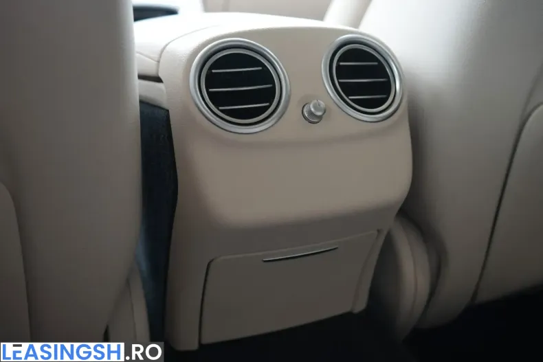 Mercedes-Benz E 400 (Clasa E) din 2023 cu 48.003 km - oferta MER249472 - foto 15