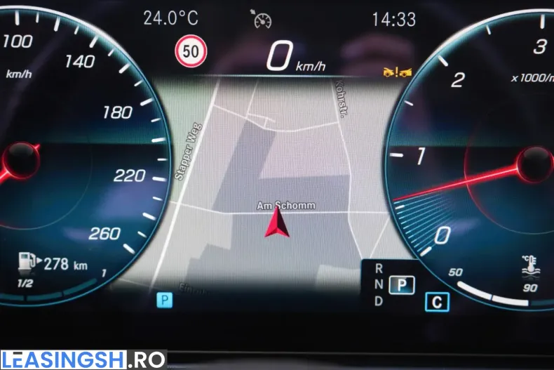 Mercedes-Benz E 400 (Clasa E) din 2023 cu 48.003 km - oferta MER249472 - foto 32