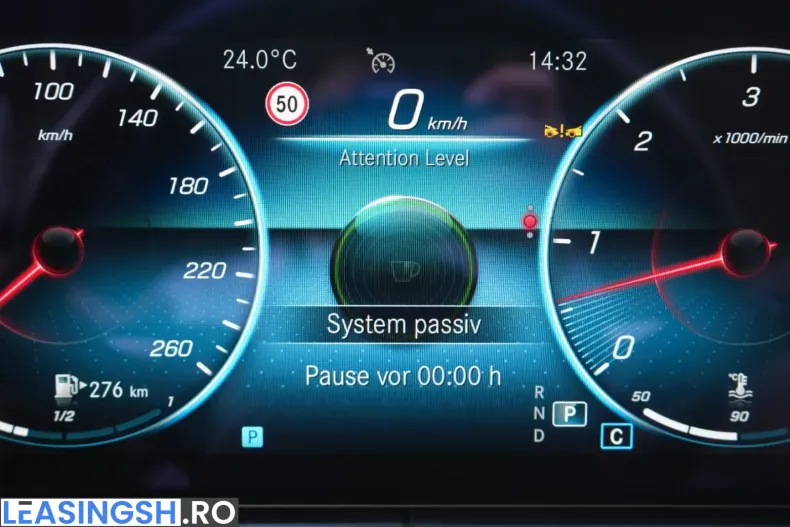Mercedes-Benz E 400 (Clasa E) din 2023 cu 48.003 km - oferta MER249472 - foto 43