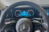 Mercedes-Benz E 300 (Clasa E) din 2022 cu 53.060 km - oferta MER249474 - foto 12